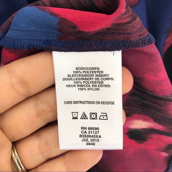 DKNYC Floral Chiffon Black Blue Red Blouse S - Picture 7 of 7